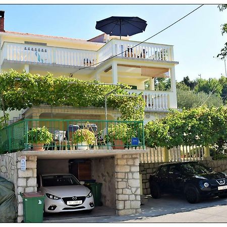 Apartments Boric Лопар Екстер'єр фото